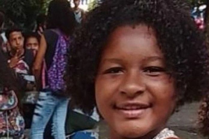 Há suspeita que o pirulito envenenado matou a adolescente.