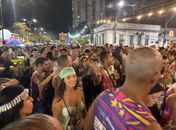 VÍDEO: Bloco Filhos da Pauta arrasta multidão no seu retorno ao Jaraguá Folia 