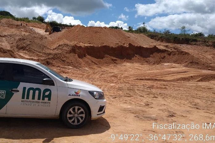 Empresário é autuado em mais de R$ 30 mil por uma extração mineral irregular