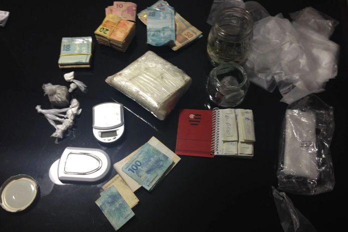 Polícia Federal prende dois empresários acusados de tráfico de drogas em Maceió