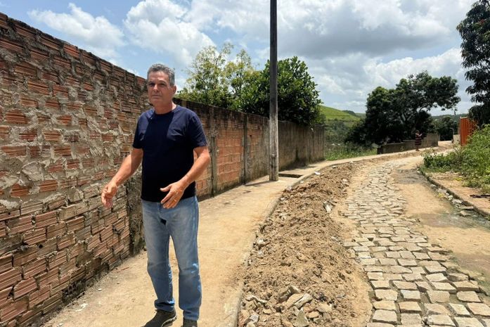 Prefeito de Branquinha vistoria ruas que receberão pavimentação na zona urbana