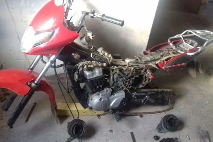 Após denúncias, Guarda Municipal descobre desmanche de motos no Agreste