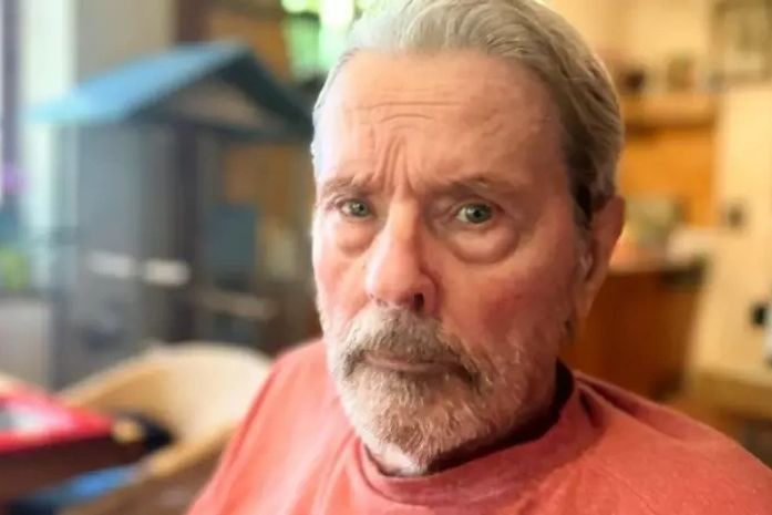 Morre o ator Alain Delon, aos 88 anos: "Um monumento francês"