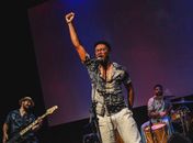 Jogo do Brasil na Copa vira festa com show da Cidadão Mutum e baile anos 2000 no Jaraguá