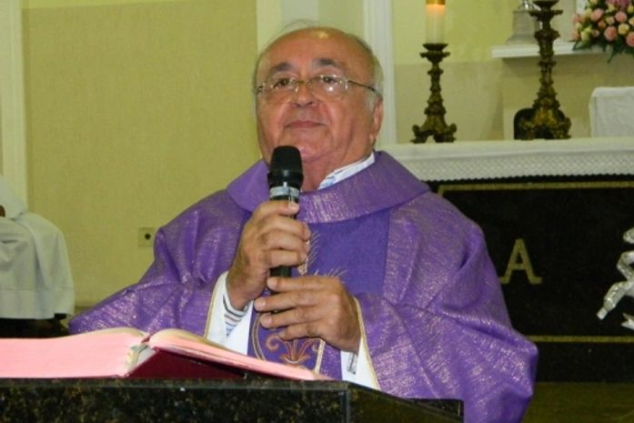 Morre aos 74 anos o Monsenhor Delorizano Marques da Rocha