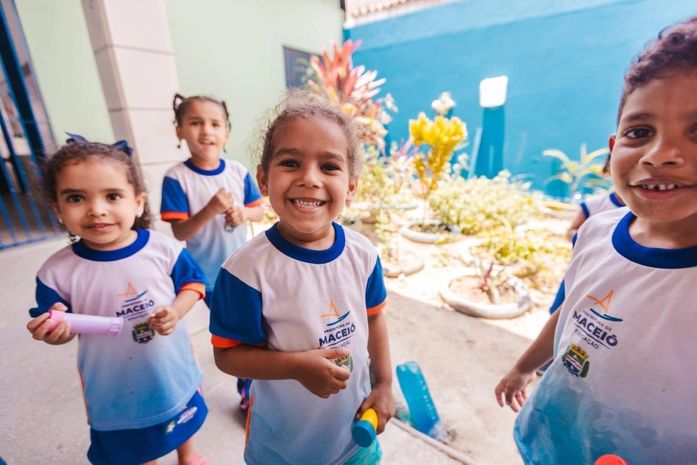 Pré-matrícula para novos alunos da rede municipal de Maceió começa nesta segunda-feira 