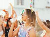 Carnaval pede hidratação para aguentar os dias de folia