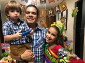 Pais enfrentam dificuldades de retornar ao trabalho com rotina dos filhos em casa