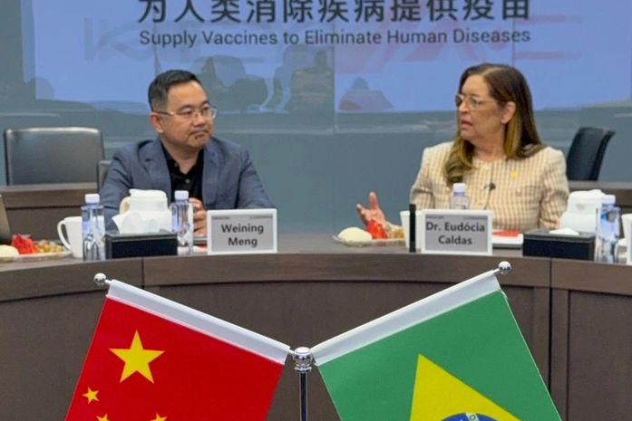 Senadora Dra. Eudócia conhece na China hospital que usa inteligência artificial, robótica e big data