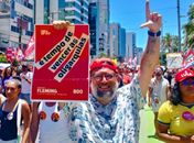 Fleming denuncia ataques de bolsonaristas após declarar apoio a Lula

