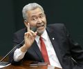 Paulão defende Camila Jara e ignora o que mostram as câmeras; golpe abaixo da cintura é apenas “auto-defesa”