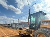 Em Arapiraca, obras de pavimentação asfáltica chegam até Massaranduba