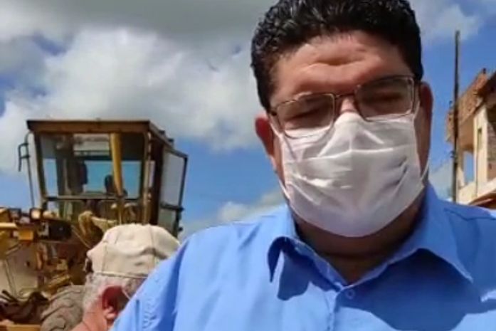 Vereador atende reivindicação dos moradores do bairro Sabiá em Palmeira