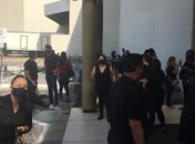 Trabalhadores fazem ato e pedem a flexibilização do horário de funcionamento dos shoppings na capital