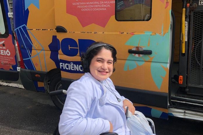 Van PCD transporta atletas para o 3° Campeonato Regional do Nordeste de Paraesgrima