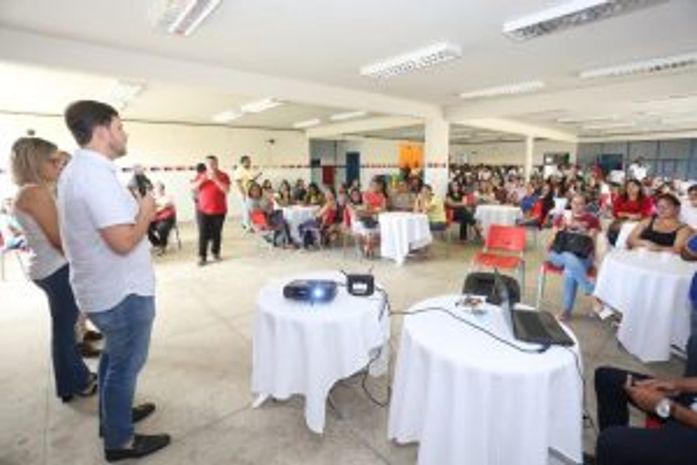 Prefeito Cacau cria comissão para acompanhar aplicação dos precatórios do Fundef em Marechal Deodoro
