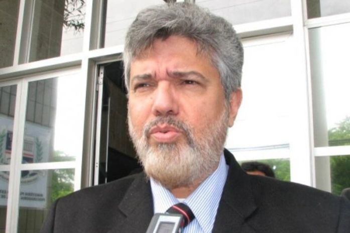 Prefeito de Traipu anuncia aumento salarial para os professores
