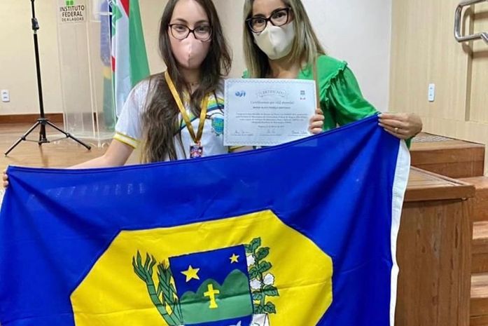 Aluna da rede municipal de Santana do Mundaú é medalhista na Olimpíada Alagoana de Matemática das Escolas Públicas