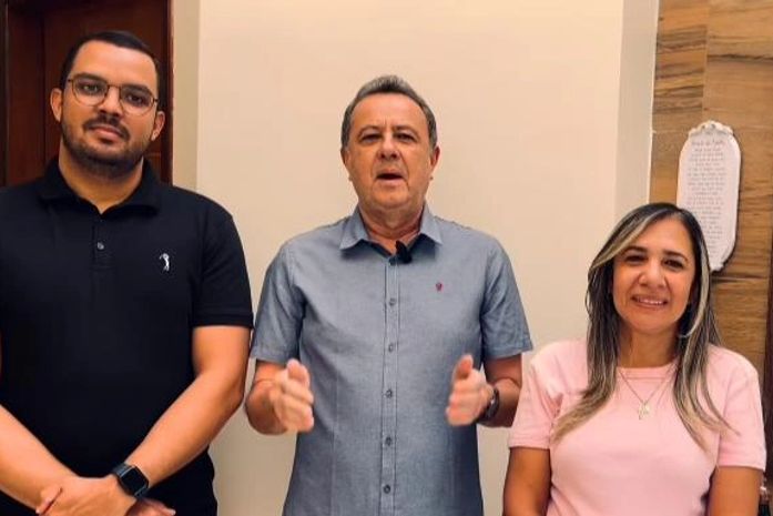 SERTÃO: Prefeito Mandú intensifica empenho para entregar maior obra religiosa extensa de AL