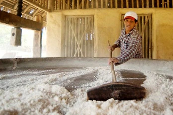 Somos escrav@s modern@s, porque os senhores de engenho estão de olho na gente.- disse a moradora do Quilombo dos Palmares.