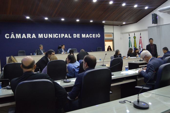 Câmara retoma atividades com aprovação de audiência pública sobre animais de rua