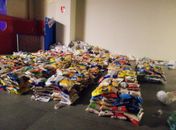 Bloco Vumbora arrasta milhares de foliões e arrecada mais de uma tonelada em alimentos