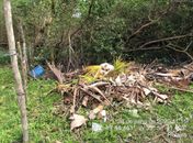 Após denúncia, prefeitura é intimada por descarte irregular de lixo