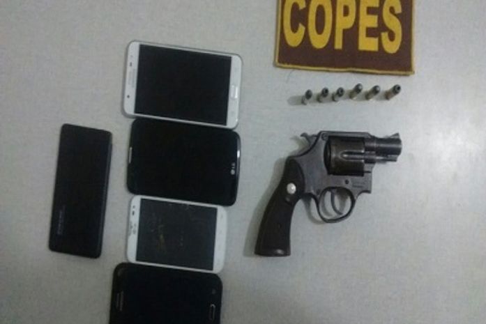 Dupla é presa após assalto a mão armada em Arapiraca