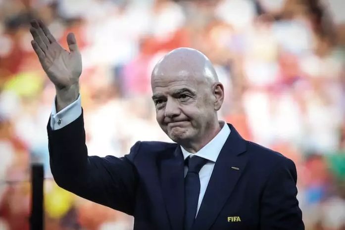 UEFA comemora recuo da Fifa e afirma que Infantino 'perdeu a confiança' da entidade