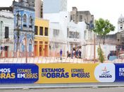 Ruas, praças e logradouros viram 'outdoors' de propaganda eleitoral  