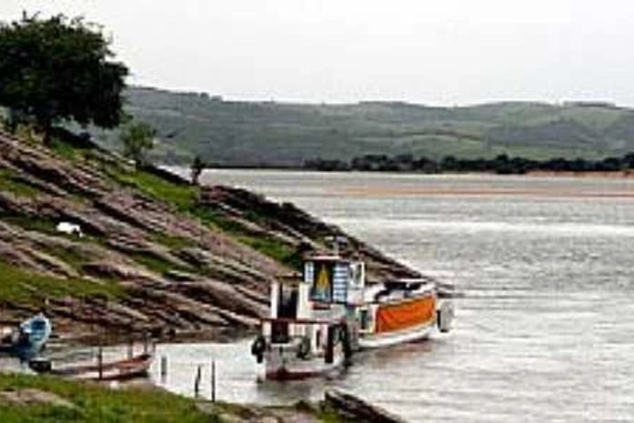 Piranhas atacam banhistas no Rio São Francisco em Traipu