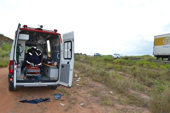 Vítimas foram socorrida pelo Samu
