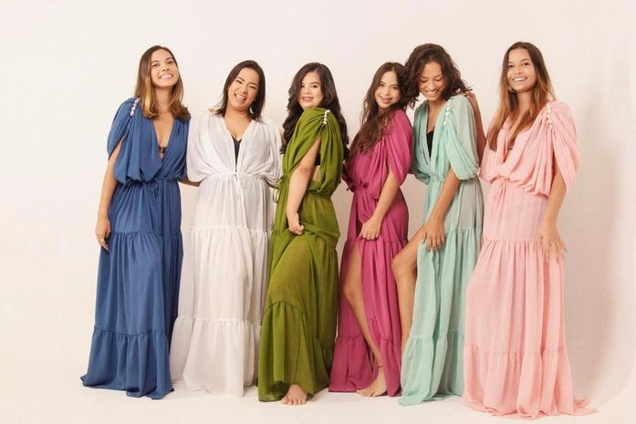 Marca alagoana de moda praia lança campanha com modelo com Síndrome de Down