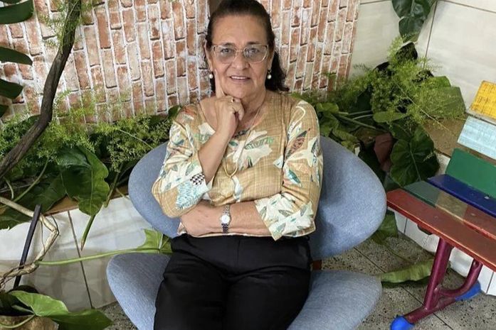 Dona Bastinha convida população de Maribondo a prestigiar lançamento de seus livros