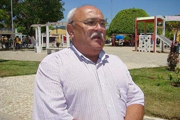 Justiça mantém afastamento de prefeito de Tanque D´arca