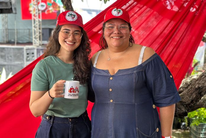 Teca Nelma acompanha abertura da Feira da Reforma Agrária e defende acesso a alimento, cultura e educação
