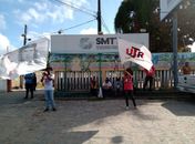 Estudantes fazem protesto em frente à SMTT pela volta da meia-passagem