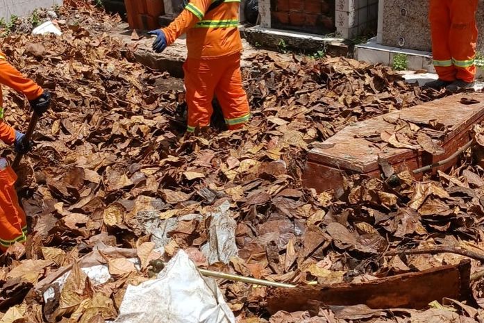 Familiares denunciam descaso em cemitério e impedimento de sepultamento em Maceió