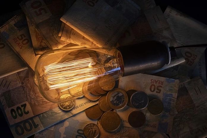 Saiba como vai ser a tarifa grátis de energia que o Governo quer criar