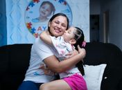 A voz de uma mãe atípica, que luta todos os dias por suas duas filhas autistas, nos mostra o verdadeiro impacto de cada obra realizada