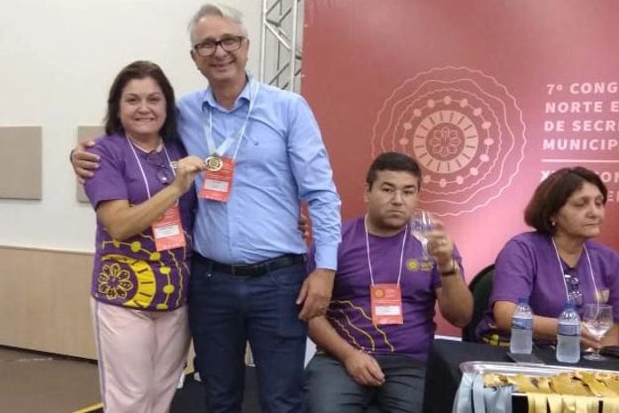 Alex Tenório, gerente de Vigilância em Saúde Ambiental, recebeu a premiação.