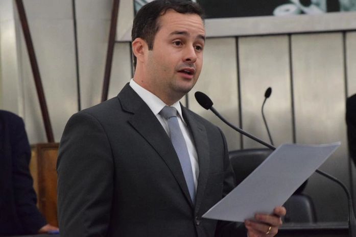 Deputado Bruno Toledo