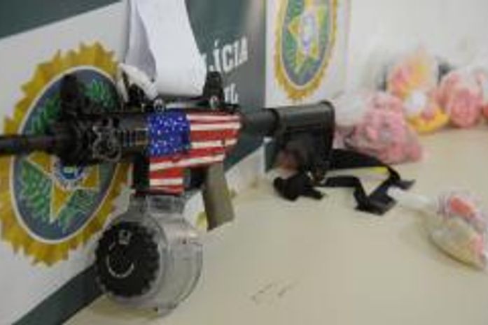 Câmara torna crime hediondo porte de fuzis e outras armas de uso restrito