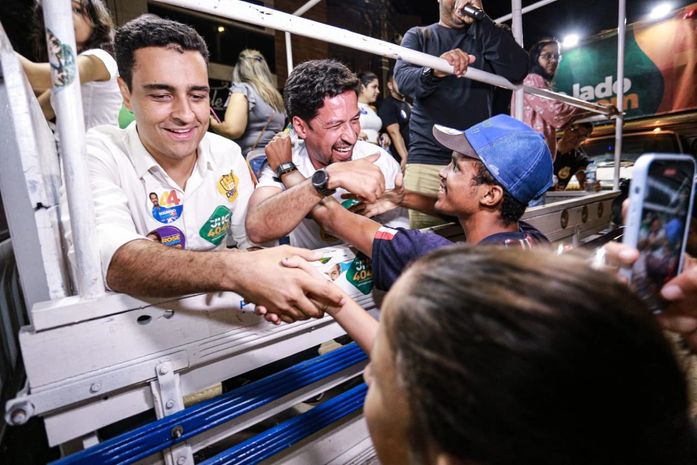 Rodrigo Cunha vai crescer ainda mais nas pesquisas para governador, diz JHC em caravana no Clima Bom