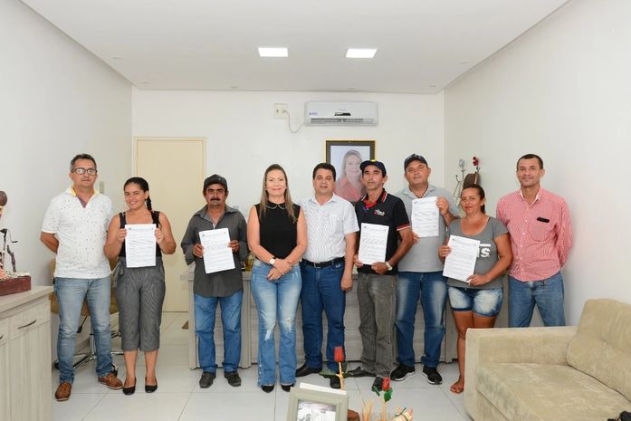 Prefeita de Major Izidoro recebe líderes comunitários