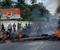 Moradores bloqueiam AL-101 Norte em protesto contra falta d’água em Ipioca