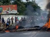 Moradores bloqueiam AL-101 Norte em protesto contra falta d’água em Ipioca