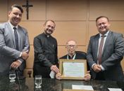 Câmara de Arapiraca homenageia Dom Hildebrando Mendes Costa com comendas no dia de seu centenário