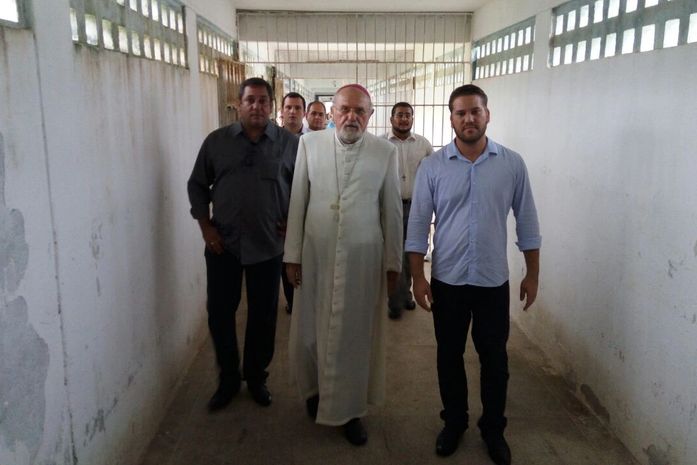 Arcebispo visitou sistema prisional