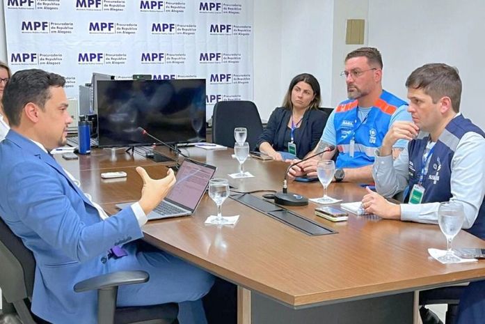 MPF e Ministério da Saúde discutem desafios na luta contra a meningite do tipo B em Alagoas